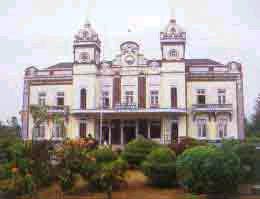 Town Hall and Archaeological Museum